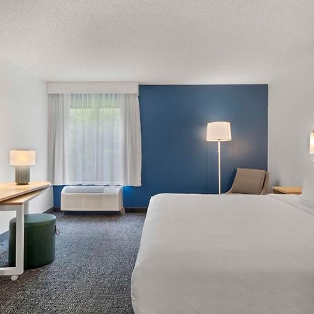 Spark By Hilton Newcomerstown Exterior photo